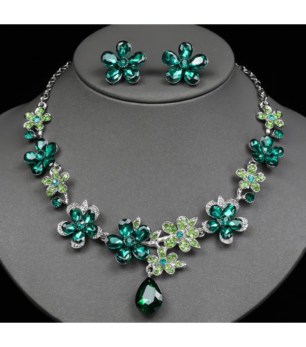 SET670 - Retro Crystal Drop Necklace Set SET670 - Retro Crystal Drop Necklace Set